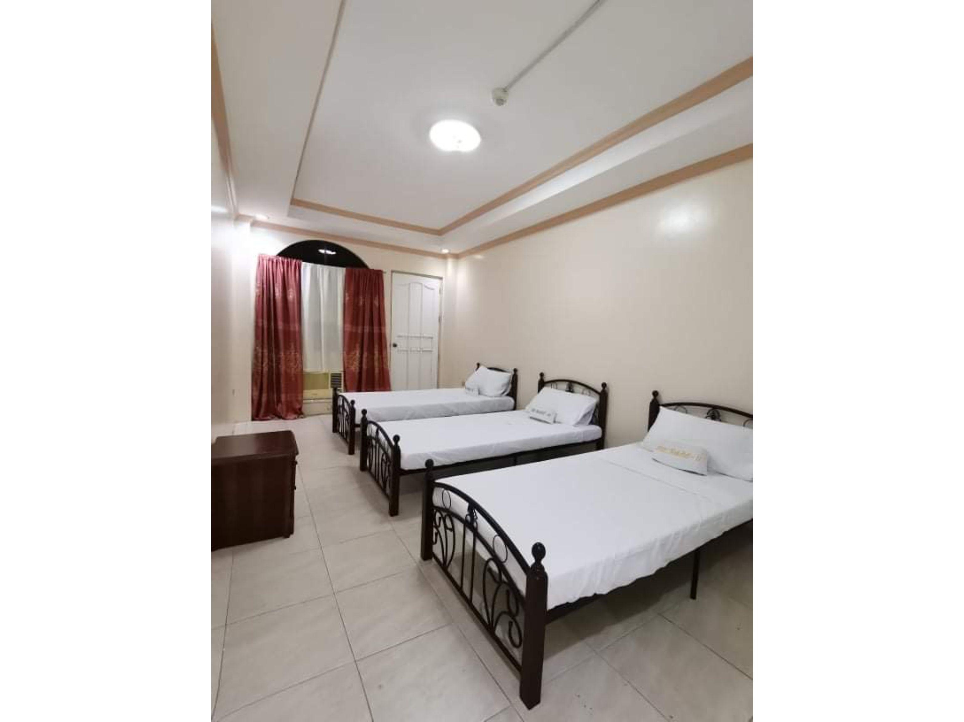 Hotel Oyo 799 Ddd Habitat Iloilo Exterior foto
